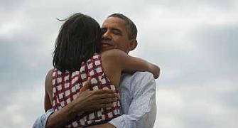 This Obama-Michelle hug photo is most retweeted post ever