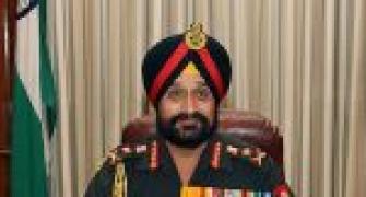 Gen Bikram Singh to brief PM Singh on Army shortages
