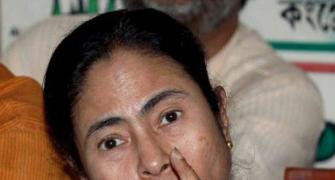 Mamata pushes for no-confidence against govt over FDI