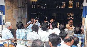 Kerala HC suggests shutting liquor shops till 5 pm