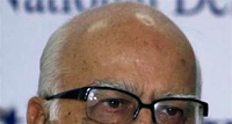 Advani predicts Lok Sabha polls later this year
