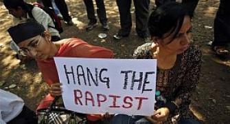 Anti-rape protests near India Gate, PM's residence