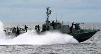 Coast Guard orders probe into ship-trawler collision