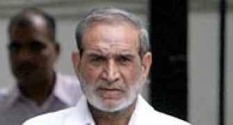 1984 riots: HC admits CBI plea against Sajjan Kumar