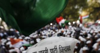 AAP set to form government in New Delhi