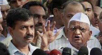 Hazare declines to comment on Kejriwal move to form govt