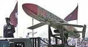 Pak owns 90 to 110 nuke warheads, India 60 to 80: Report