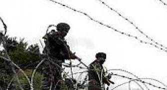 Pak troops infiltrate Indian terroritory, kill 2 jawans
