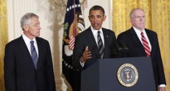 Obama names Hagel, Brennan to lead Pentagon, CIA
