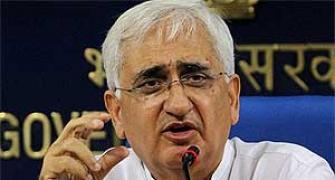 Hope Pakistan's Sharif govt means business: Khurshid