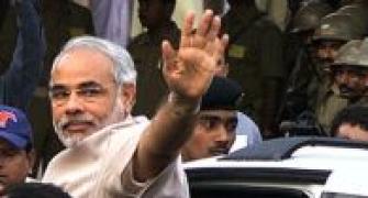 Cong attacks Modi over veil of secularism remark
