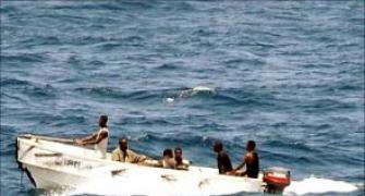 Four dead after Australia-bound asylum-seekers boat sinks