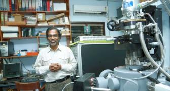 Professor uses nanotechnology to build affordable water filter
