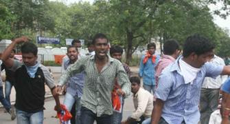 Pro-Telangana students CLASH with police again