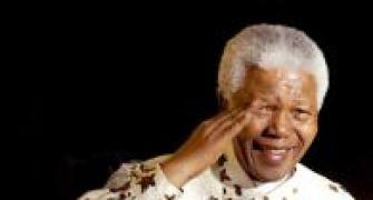 Mandela spends 10th day in hospital, wife thanks people
