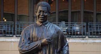 In PHOTOS: South Africa prays for 'beloved' Madiba