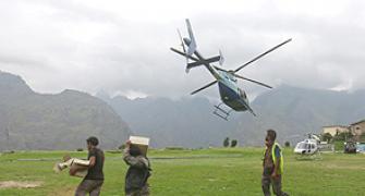 IAF sends Mi-17 to Kedarnath; drops funeral items
