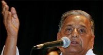 Implement Sachar report or be ready to go: Mulayam to UPA