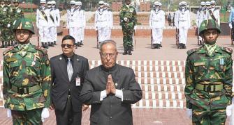 PHOTOS: Pranab pays tribute to Bangladesh martyrs