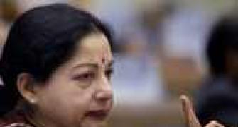 Set up monitoring mechanism on Cauvery issue: Jaya to PM