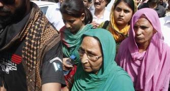 Pakistan backstabbed India, says Sarabjit's sister