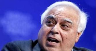 Can't break off dialogue with Pak on Sarabjit: Sibal