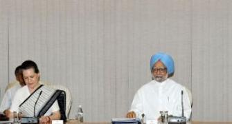 Sacking of ministers: PM, Sonia hold different views?