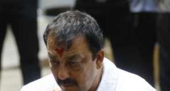 Sanjay Dutt will surrender at Mumbai's TADA court tomorrow 