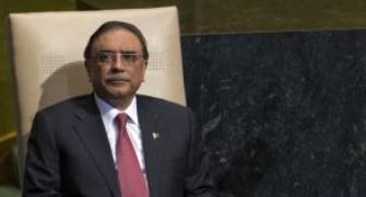 Zardari blames 'international forces' for poll debacle