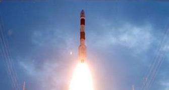 Mangalyaan crosses Moon's orbit; travelling 10-lakh km a day