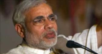 Tea-seller is better than those who sell the country: Modi