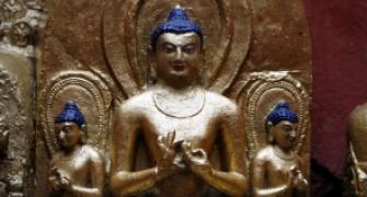 Mahabodhi temple dome inlaid with 280 kg gold