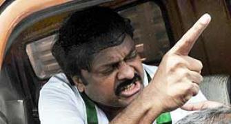 Chiranjeevi resigns as minister over Telangana decision