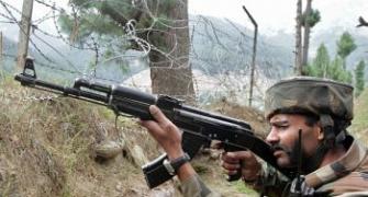 Trigger-happy Pakistan violates LoC ceasefire again!