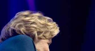 Shoe hurled at Hillary Clinton during speech in Vegas