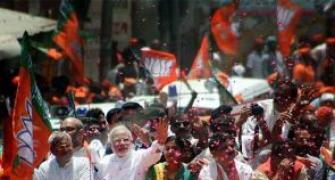 Euphoric crowd chants 'Ab ki baar Modi sarkar' in Varanasi