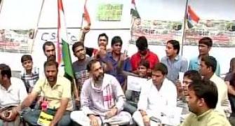 UPSC aspirants continue protest, demand scrapping of CSAT