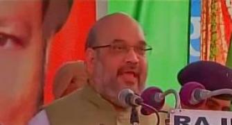 Bow my head before you for your patriotism: Shah to villagers at border