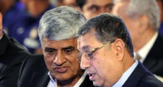 Srinivasan agrees to keep away from IPL, seeks SC nod to contest BCCI elections