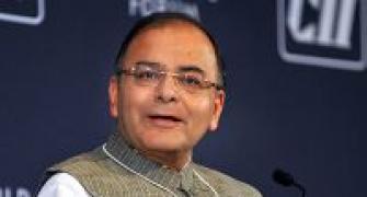 Chopper scam: Who is 'Family?', Jaitley asks Antony