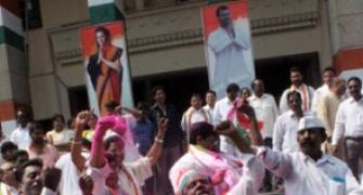 Desperate Congress hunts in TN, plays waiting game in Andhra