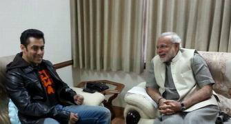 PIX: Salman looks at Modi and says 'let the best man become PM'