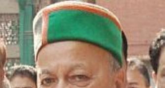 Himachal CM sues Jaitley, other BJP leaders for alleged defamation