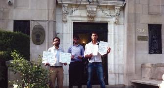 Indian students from US write to Pranab against Assam violence