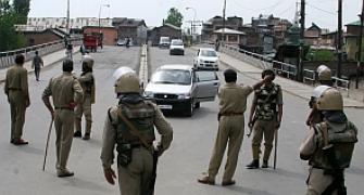 Curfew imposed in Srinagar to foil separatist rally
