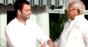 Lalu brokers Bihar deal: 11 seats for Congress, 28 for RJD