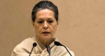 Sonia at Nehru conference: 'No India without secularism'