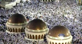 2 mn Muslims, including 1.3 lakh Indians, begin Haj on Thurs