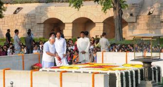Nation pays homage to Mahatma Gandhi on birth anniversary