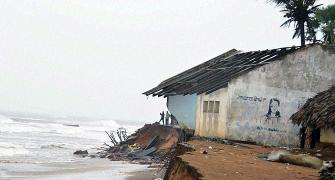 Cyclone Hudhud: 10 dramatic moments
